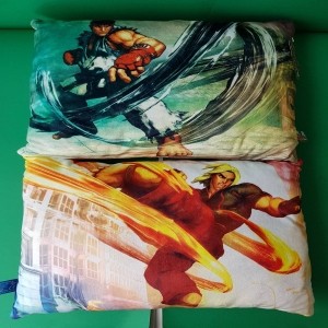 Street Fighter Vorder- und Rückenkissen - Ryu und Ken 30x40 cm